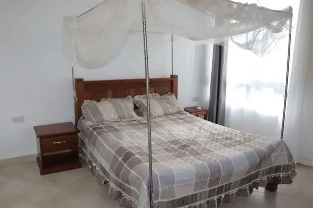 Stay.Plus Kijani Apartments - Oda