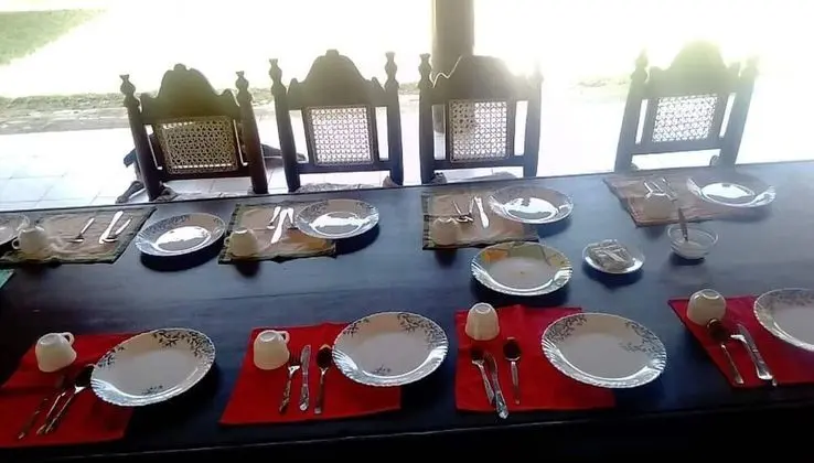 Stay.Plus Kivulini Cottages Diani Beach - Yerinde Yemek