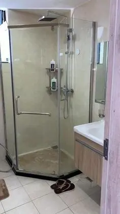 Stay.Plus Lavington Luxury Apartment - Havuz