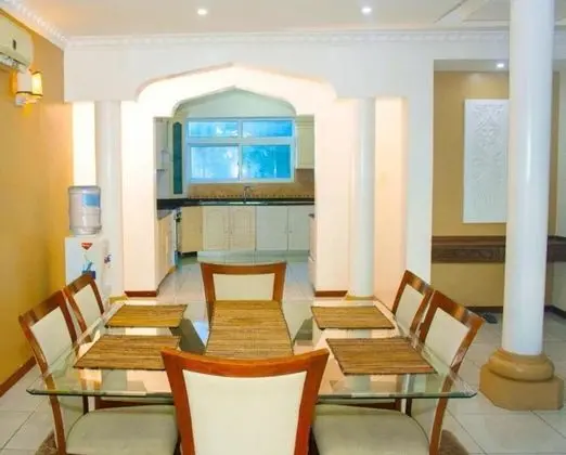 Stay.Plus Nyali Beachfront Apartment - Yerinde Yemek