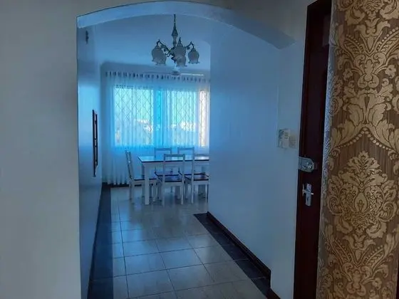 Stay.Plus Queen's Royal Apartments Nyali - Lobi
