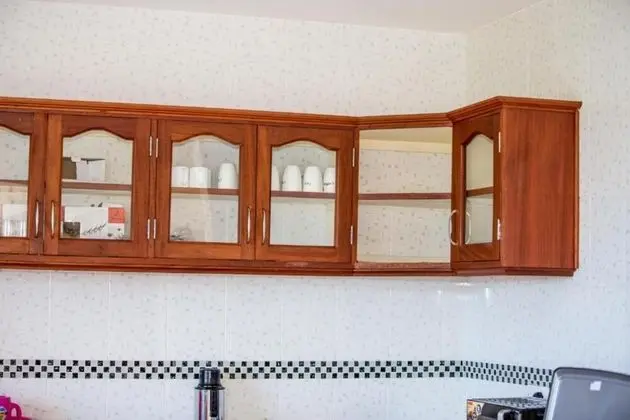Stay.Plus Royal Family Apartment Nyali - Mutfak