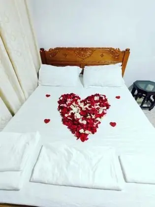 Stay.Plus Shasha Apartment Nyali - Oda