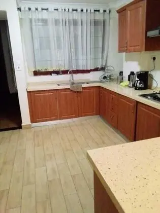 Stay.Plus Skyline Executive Apartment - Mutfak