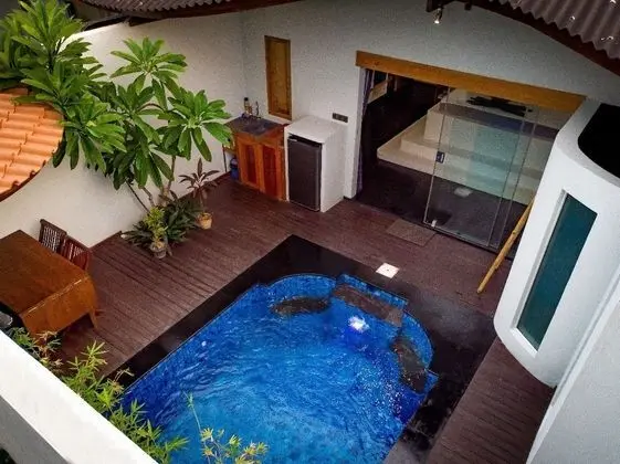 Stay Shark Villas - Dış Mekan