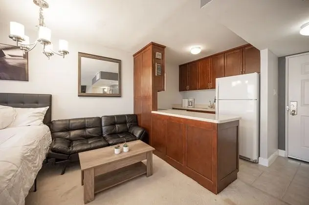 Stay together on the strip - 8 comfy beds w/view - Mutfak