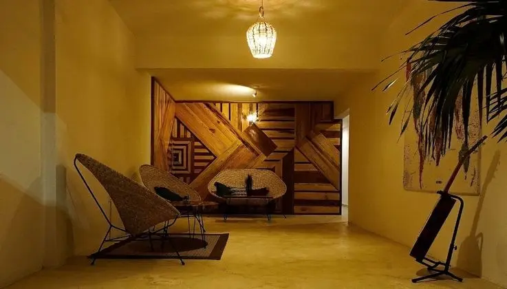 Stay Tropical Downtown Studios - Lobi