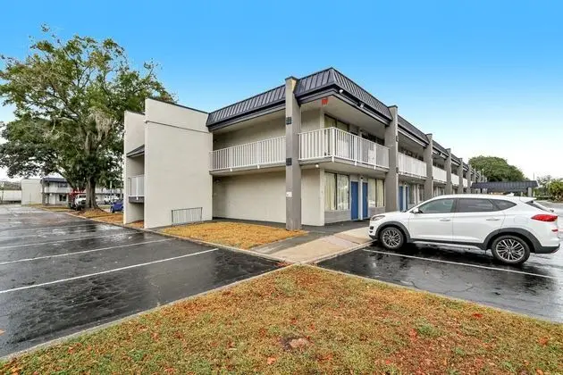 Stayable Suites Jacksonville West - Dış Mekan