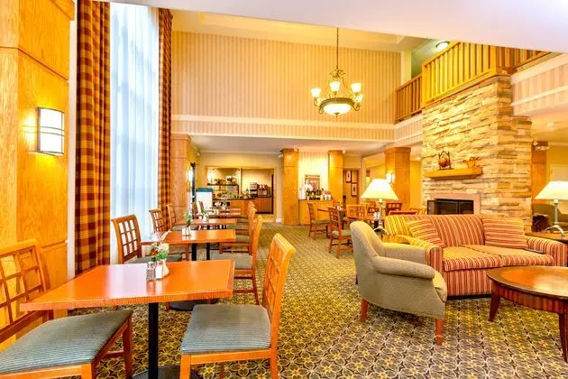 Staybridge Suites Brownsville - Lobi
