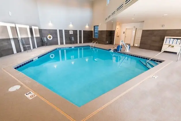 Staybridge Suites Coeur D'Alene, an IHG Hotel - Havuz