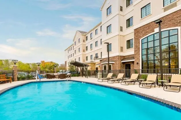 Staybridge Suites College Station - Havuz