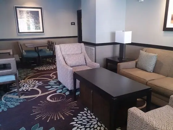 Staybridge Suites Columbus-Airport - Dış Mekan