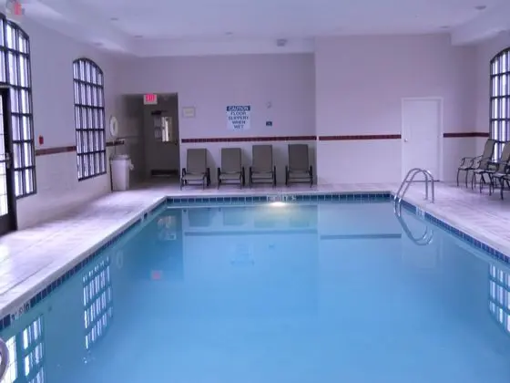 Staybridge Suites Columbus-Airport - Havuz