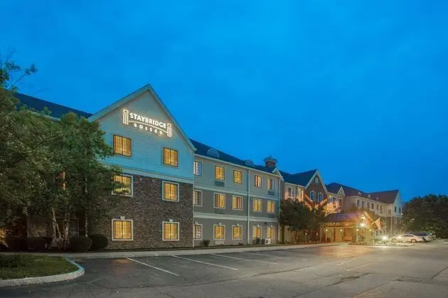 Staybridge Suites Corning - Dış Mekan