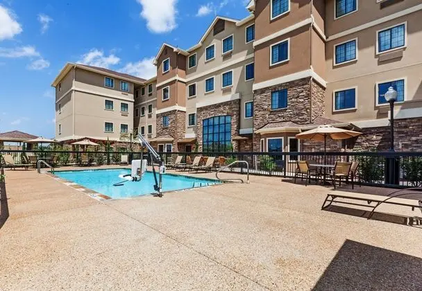Staybridge Suites Fort Worth Fossil Creek - Havuz
