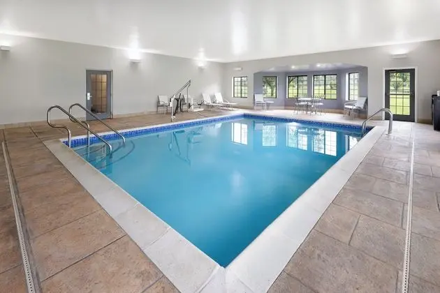 Staybridge Suites Harrisburg Hershey - Havuz