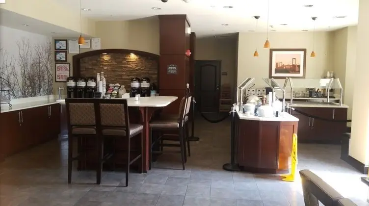 Staybridge Suites Houston IAH - Beltway 8 - Yeme / İçme