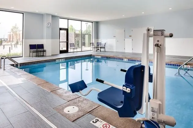 Staybridge Suites Iowa City Coralville, an IHG Hotel - Havuz