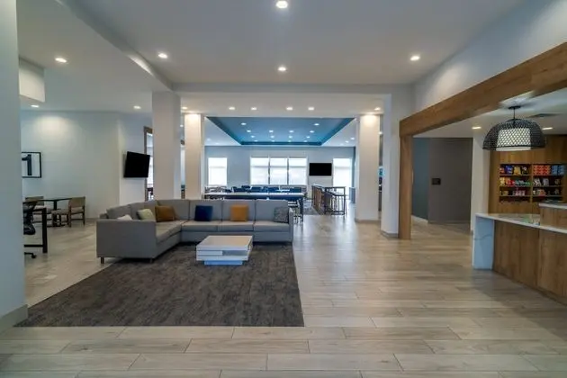 Staybridge Suites Louisville Expo Center, an IHG Hotel - Lobi
