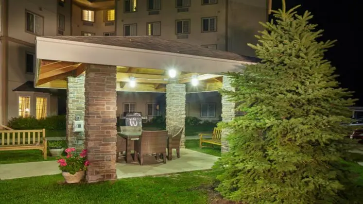 Staybridge Suites Milwaukee Airport South