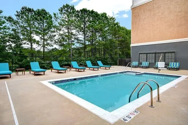 Staybridge Suites Newport News-Yorktown - Havuz