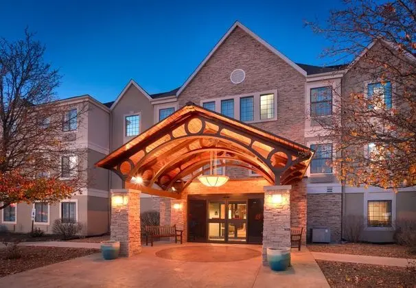 Staybridge Suites Peoria-Downtown - Genel