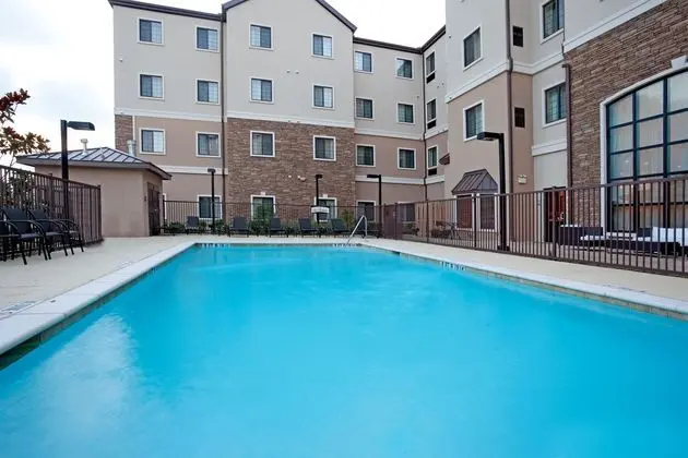 Staybridge Suites San Antonio Sea World - Havuz