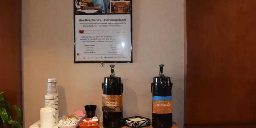 Staybridge Suites Sorrento Mesa - Lobi