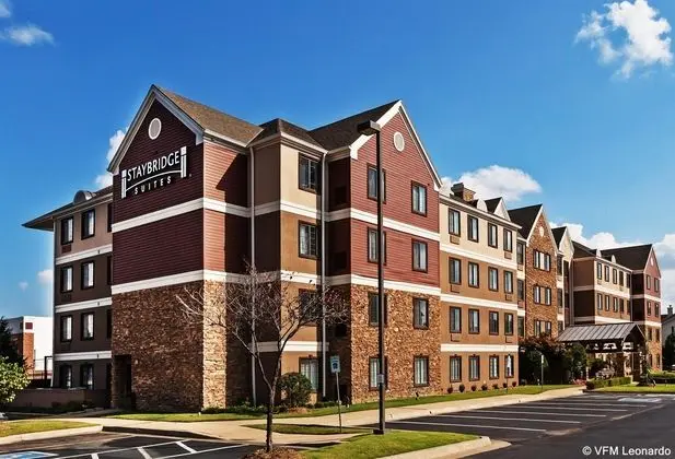 Staybridge Suites Tulsa - Woodland Hills