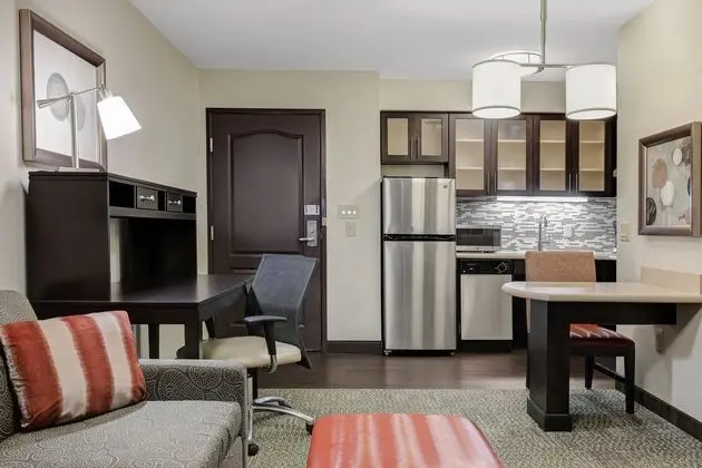 Staybridge Suites Washington D.C. Greenbelt - Oda