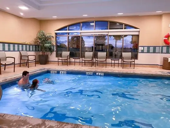 Staybridge Suites Waterloo - St. Jacobs Area, an IHG Hotel - Havuz