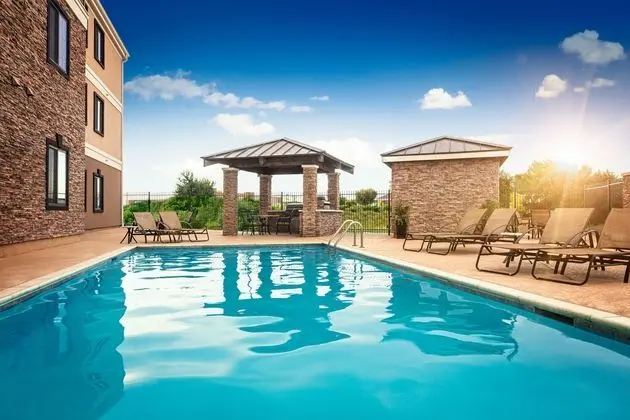Staybridge Suites West Fort Worth - Havuz