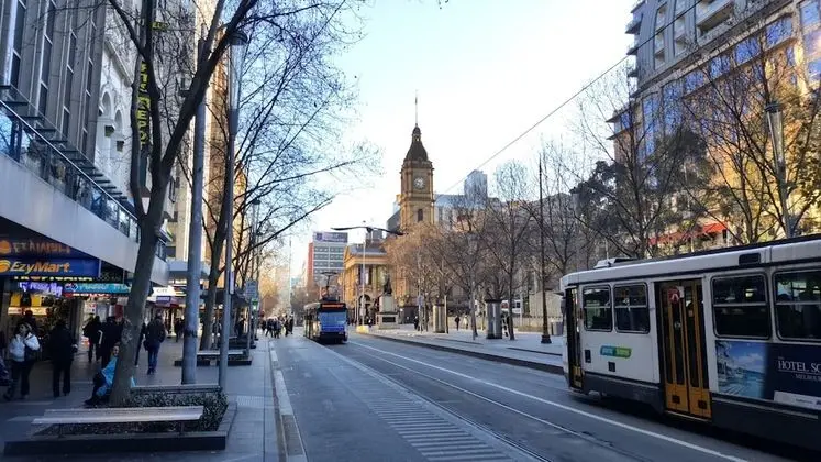 StayCentral - Little Paris (Melbourne CBD)