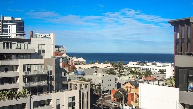 StayCentral - Spacious Seaviews