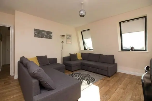 Stayzo Castle Penthouse 17 - A Clean Fresh Modern Apartment With Free Wi-fi - Öne Çıkan Resim