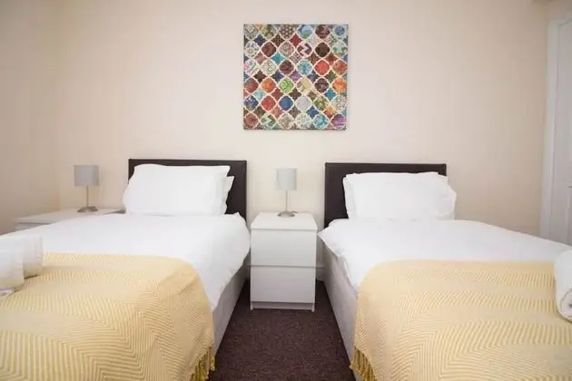Stayzo Penthouse Accommodation 2- Premier Lodge - Öne Çıkan Resim