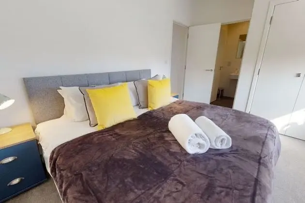Stayzo Platform North - Town Centre Stevenage - Oda