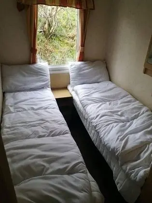 Steading Holidays - Croft Caravan - Oda