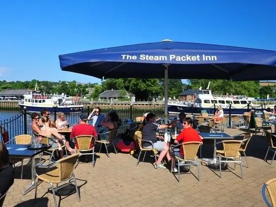 Steam Packet Inn - Dış Mekan
