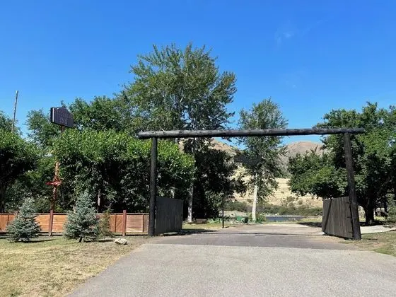 Steelhead Inn - Öne Çıkan Resim