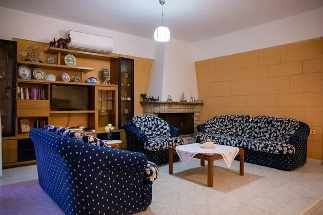 Stegna Ilion - Lobi