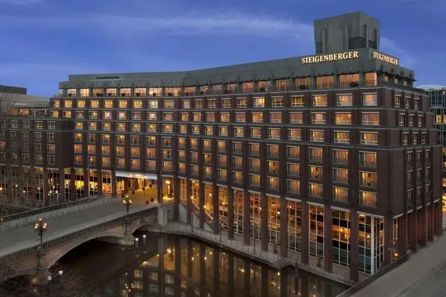 Steigenberger Hotel Hamburg - Dış Mekan