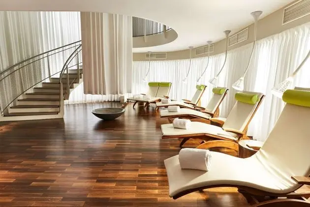Steigenberger Hotel Herrenhof - Spa