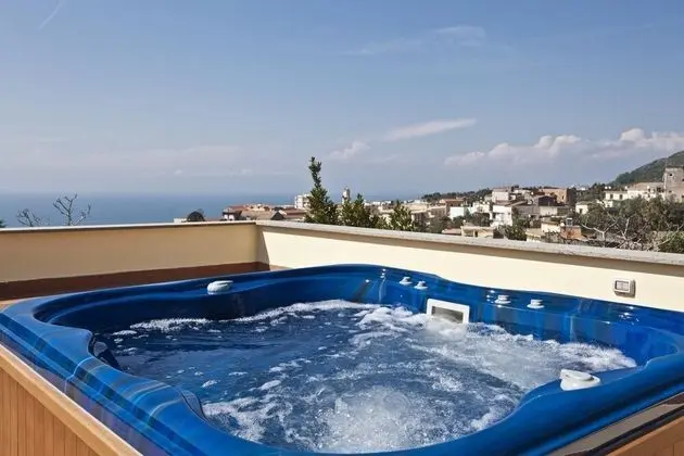 Villa Stella With Private Swimming Pool Sea View Terraces and Parking - Oda