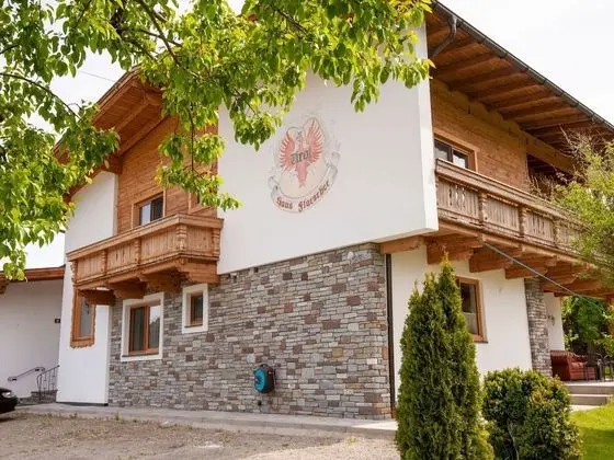Stellar Holiday Home in Hopfgarten With Roof Terrace - Dış Mekan