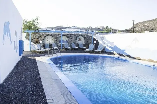 Stellas Guest House