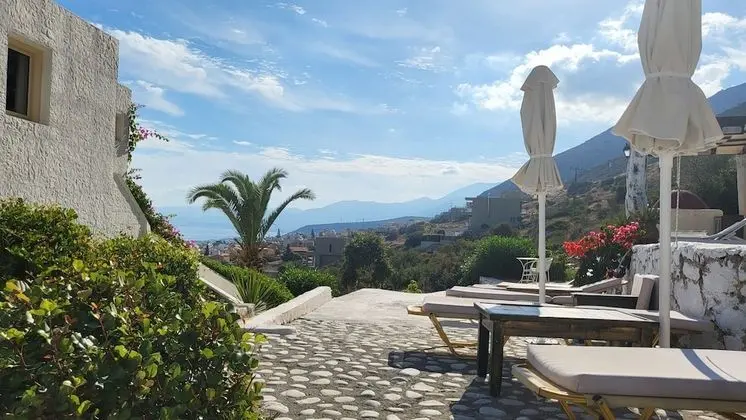 Step Into a World of Nature One Room Private Suite Shared Pool - Dış Mekan
