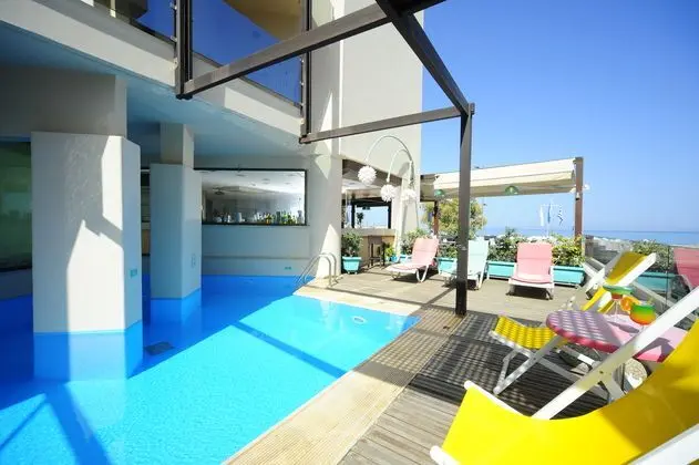 Steris Elegant Beach Hotel
