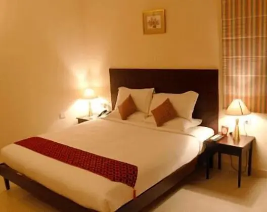 Sterling Living Space - Residency Road - Oda