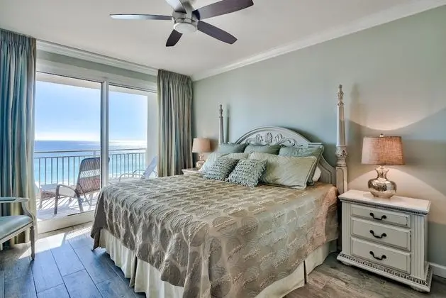 Sterling Palace Water Views Private Beach Access